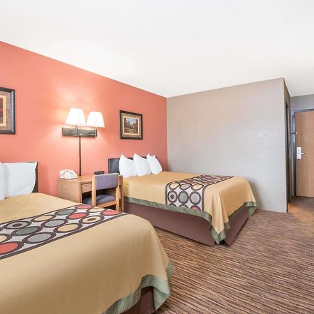Super 8 By Wyndham Warroad Ξενοδοχείο Εξωτερικό φωτογραφία